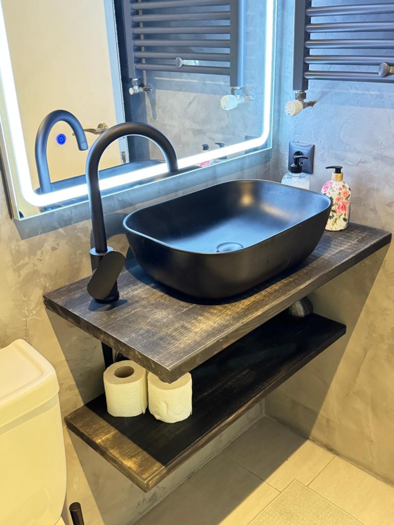 סאלו Lux Apartament מראה חיצוני תמונה
